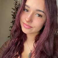 Sitter Profile Image: Olivia S.