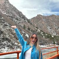 Sitter Profile Image: Livy Z.