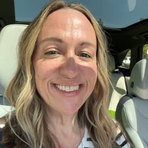 Sitter Profile Image: Amanda B.