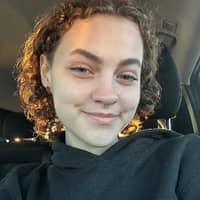 Sitter Profile Image: Fawn W.