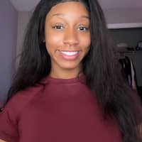 Sitter Profile Image: Danni S.