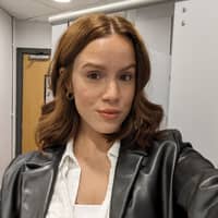 Sitter Profile Image: Miriam R.