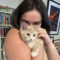 Sitter Profile Image: Evelyn R.