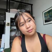 Sitter Profile Image: Leila C.