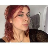 Sitter Profile Image: Emilie R.