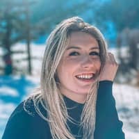 Sitter Profile Image: Manon S.