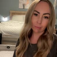 Sitter Profile Image: Lisa N.