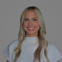 Sitter Profile Image: Melanie J.