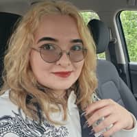 Sitter Profile Image: MIRRA I.