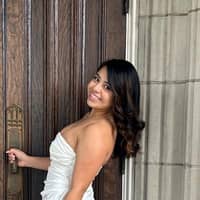 Sitter Profile Image: Daniella V.