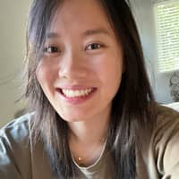 Sitter Profile Image: Chun Y.