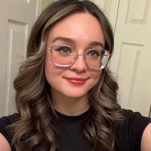 Sitter Profile Image: Mallory K.