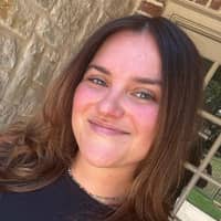 Sitter Profile Image: Lauren A.