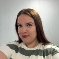 Sitter Profile Image: Summer M.