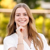 Sitter Profile Image: Taylor R.