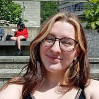 Sitter Profile Image: Eleanor B.