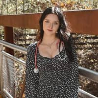 Sitter Profile Image: Leanna W.