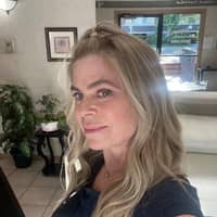 Sitter Profile Image: Darcia W.