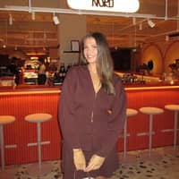 Sitter Profile Image: Ellie K.