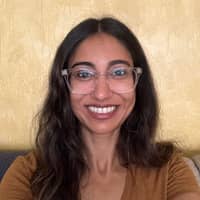 Sitter Profile Image: Sima S.