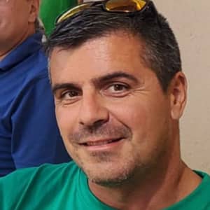 Sitter Profile Image: Víctor S.