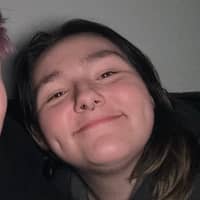 Sitter Profile Image: Isabella W.