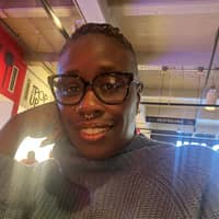 Sitter Profile Image: Queshonda M.