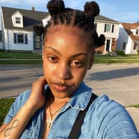 Sitter Profile Image: Nariya W.