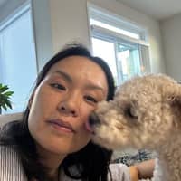 Sitter Profile Image: Xiaoli N.