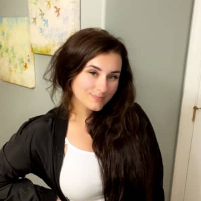 Sitter Profile Image: Samantha N.