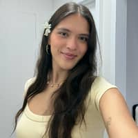 Sitter Profile Image: Laressa H.