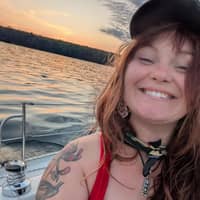 Sitter Profile Image: Jenna F.