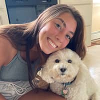 Sitter Profile Image: Alyssa L.