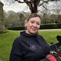 Sitter Profile Image: Louise J.