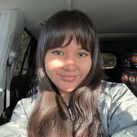 Sitter Profile Image: Elvina Y.
