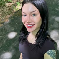 Sitter Profile Image: Ariana P.