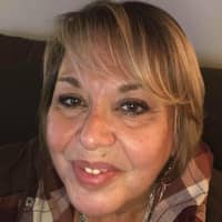 Sitter Profile Image: Lynda R.