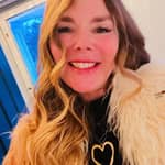 Sitter Profile Image: Deborah M.