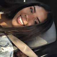 Sitter Profile Image: Damaris A.