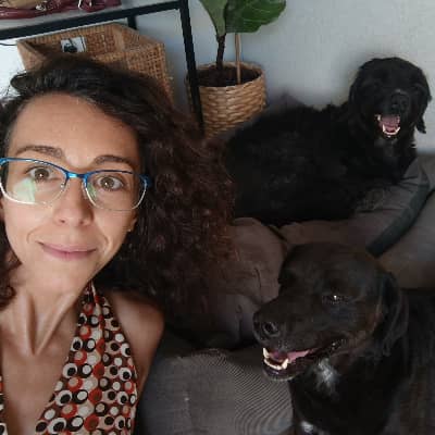 Foto de perfil del cuidador: Cara R.