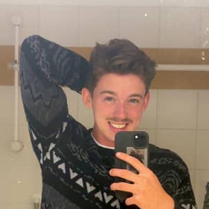 Sitter Profile Image: Tom S.