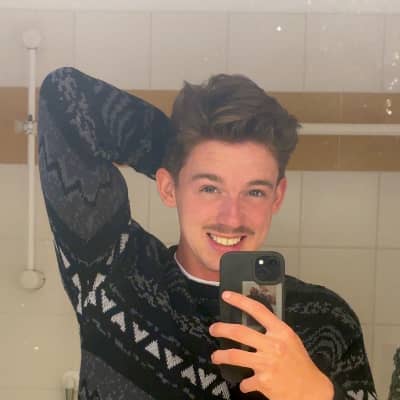 Sitter Profile Image: Tom S.