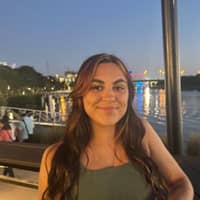 Sitter Profile Image: Symantha C.