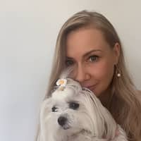 Sitter Profile Image: Olena T.