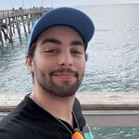 Sitter Profile Image: Alex V.