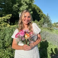 Sitter Profile Image: Kinsey M.