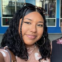 Sitter Profile Image: Analisa N.