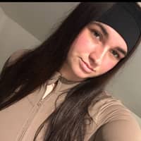 Sitter Profile Image: lia f.