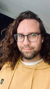 Sitter Profile Image: Örn Enok B.