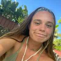 Sitter Profile Image: Makenzi S.